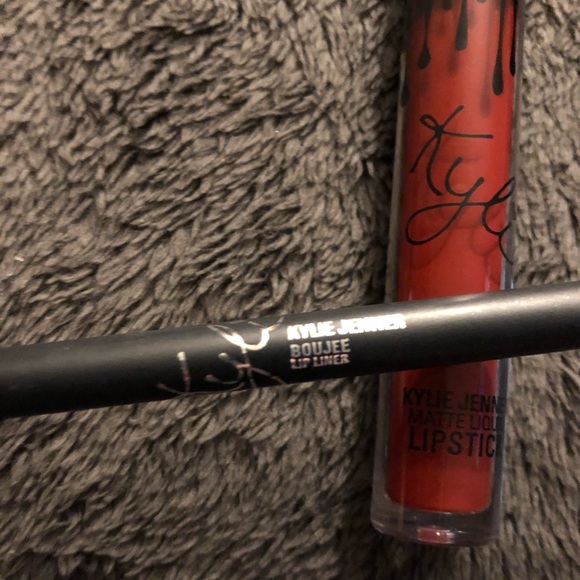 Kylie Lip Kit Bougee - Picture 2 of 3